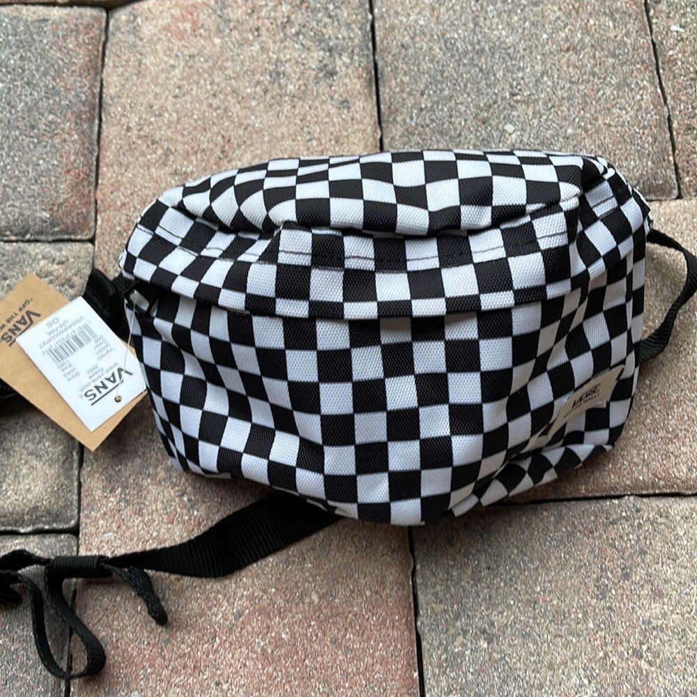 Brand new Authentic VANS Uni-Pak Checkered Unisex VN0A3WKDP2T  NWT
Fanny pack - Picture 6 of 16